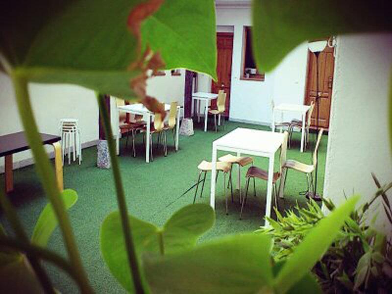 The Living Roof Hostel Madrid Buitenkant foto