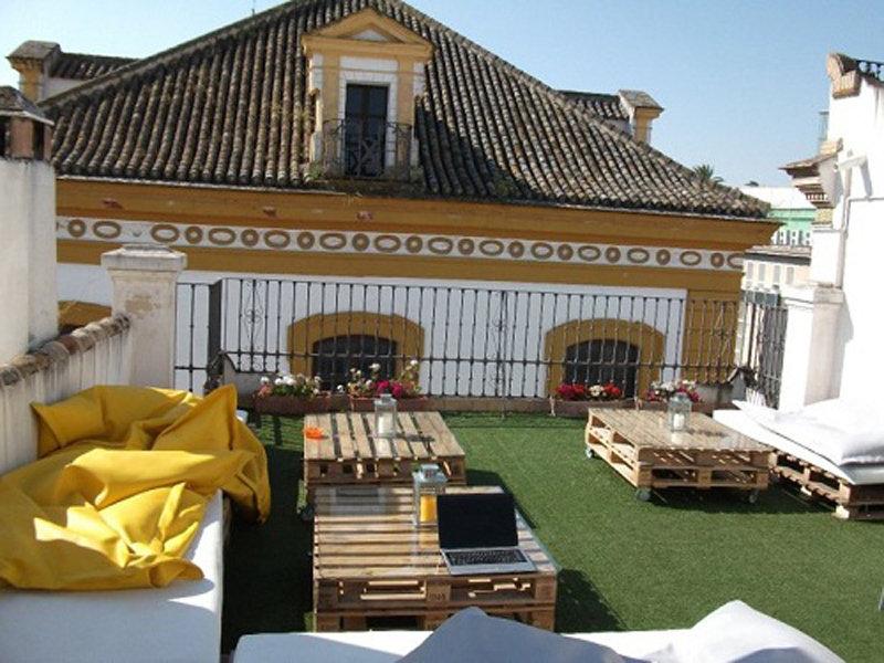 The Living Roof Hostel Madrid Buitenkant foto